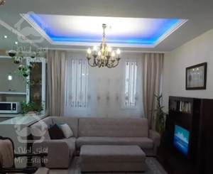 ۵۰متر-فول-سالن پرده خور-دیزاین ژورنالی