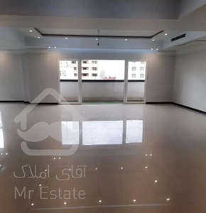 ۱۴۹ متر  ۳ خوابه  (بهترین لوکیشن)