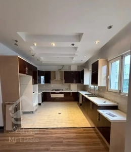 ۱۴۰مترسه خواب مستر/تک واحدی/نورگیربی نظیر