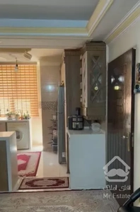 ۸۰ متر  دو خواب  طبقه اول