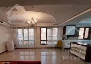 ١٣٠متر ٣خواب سالن پرده خور متریال وارداتی برند