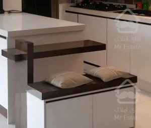 ۱۱۲ متری دو خوابه سند دار جنوبی خوش نقشه صدرا