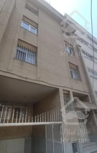 امیراباد،۱۲۲متر،۳خواب،طبقه۲،پارکینگ