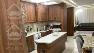 ۱۰۰متر/سالن کاملا مربع/زیر کارشناسی/فرعی دنج