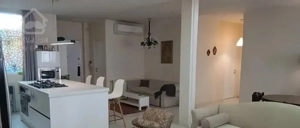 ۱۰۷ متر ۲خ میرداماد کوچه پارسیا