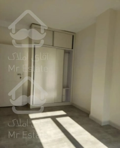 ۱۱۱ متر  ۳خواب  پونک