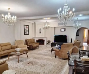 ۱۴۲متر/ تکواحدی/سالن پرده خور/ پارکینگ دار/صادقیه