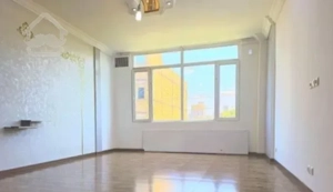 آپارتمان خ وحید ۷۰متر یک خواب حاشیه