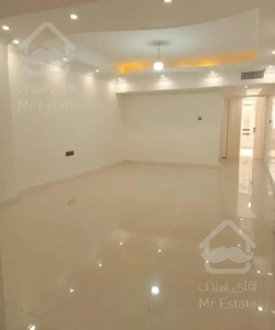 ۱۰۰ متر  با تراس بزرگ و قابل چیدمان