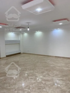 ۱۰۸ متر شرق مرزداران، اطاعتی