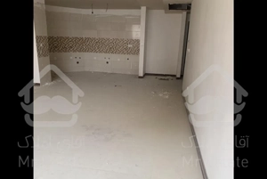 اپارتمان ۱۰۶ متری خوش نقشه روبروی ایران مال