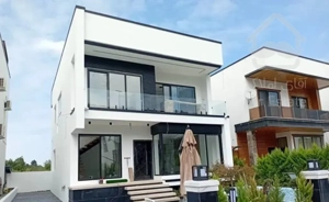 ویلای جنگلی شهرکی و استخردار در ونوش