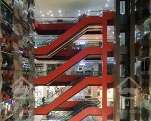۲۳ متر مغازه درمجتمع تجاری اداری طوبی همکف