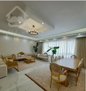 آپارتمان دوخواب ۱۲۰ متری فاز یک صدرا