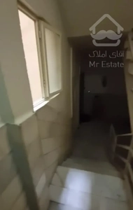 63 متری اوقاف. تخلیه. مالک هستم.