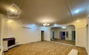 خانه ۲۰۰ متری میدان امام