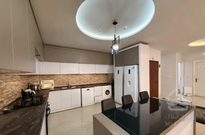 اقبال 3 90متر پارکینگ اختصاصی