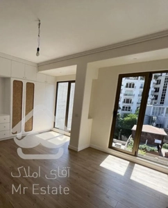 ۲۰۰ متر نیاوران / اثر مهندس نیکبخت