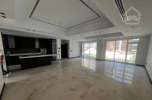 یاسر/۱۷۰متر/غرق نور/تاپ لوکیشن