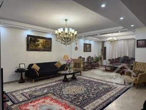 تک واحدی با سالن پرده خور در سازمان اب