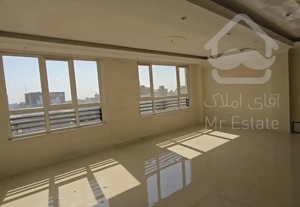 148مترشهرک غرب دریا*س پزشکی و اداری*تابلوخور*۵ساله