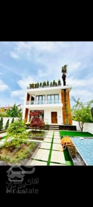 ویلا تریبلکس در پلاک یک جنگل