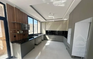 آپارتمان ۱۷۱ متر هنرستان ۳نبش