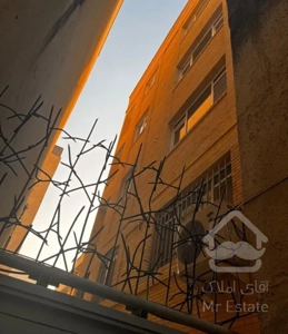 فروش آپارتمان ۷۰ متری ۲ خوابه در دروازه شمیران