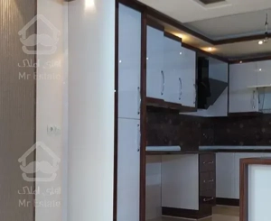 آپارتمان ۱۳۰ متری،  شهید صادقیان