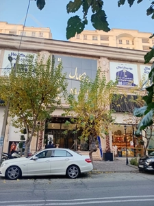 فروش اقسطی واحد تجاری 37 متری در طبقه همکف ممرکز خرید رونیکامال