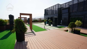 رونیکا پالاس نیایش نفسی تازه در قلب شهر