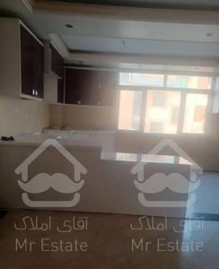 ۹۰ متر / دو خواب / فول امکانات