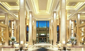 فروش ۹۰ متری دریاچه