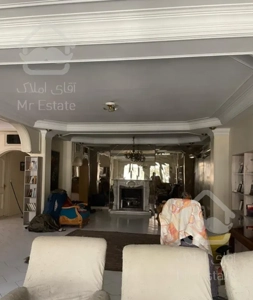 ۲۰۵متر ۳خوابه نیاز به بازسازی(پارک ملت)