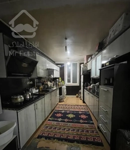 یک واحد در مجتمع 5طبقه ای خ امام