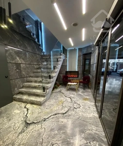 ۱۰۳متری تاپ لوکیشن مناسب سخت پسندان