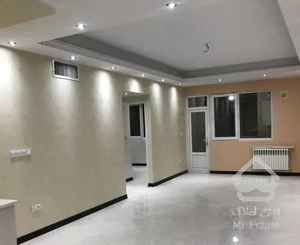 آپارتمان ۱۰۲ متر/ خوش نقشه/ فول امکانات/ دو ساله