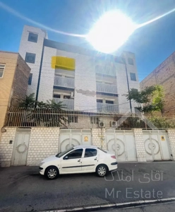 یه واحد آپارتمان برای فروش (مرکز شهر)