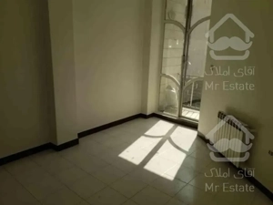 * 98 متر * دوخوابه * در بلوار فردوس شرق *