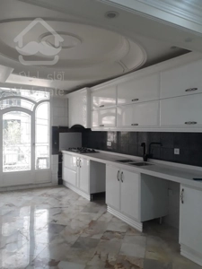 آپارتمان 108 متری ، شمال فردوس شرق