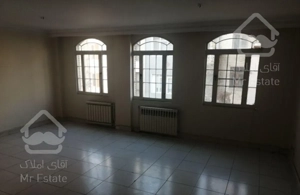 73.5متر دوخواب تکواحدی دارای دو بالکن.