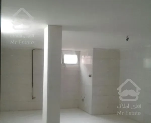 اپارتمان 2خوابه حیاط وپارکبنگ وانباری