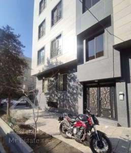 آپارتمان 85متری نوساز/40مترحیاط اختصاصی