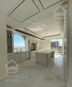 ۱۵۰ متر ۳ خواب ۲۴ متری فول مشاعات ۲ پارکینگ(برند)