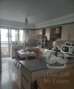 فروش آپارتمان ۱۷۶ متری ۴ خوابه در قبا