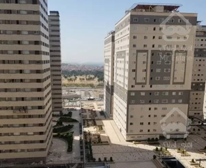 ۱۳۳ متر شهرک چیتگر برج ارکیده ۱۰ /۳ خواب