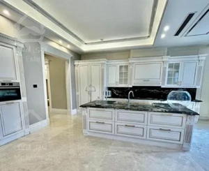 240متر 3خواب نیاوران/کلیدنخورده/تراس چیدمان/فول