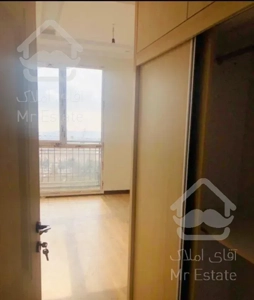 آپارتمان دو خوابه نوساز شهرک محلاتی