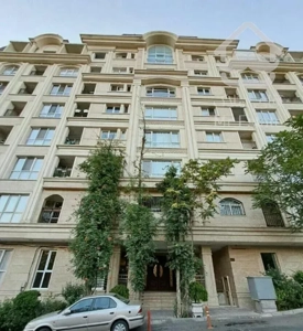 ازگل ۹٠ متر برج مناسب خانواده ومجرد