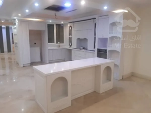 فروش 103 متر هروی